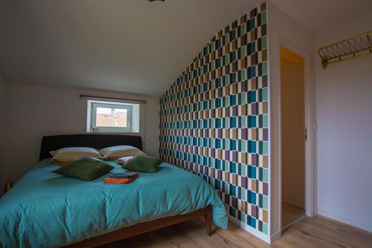 Emilie Une Nuit - 3 Chambres Au 2E Etage - Maison Avec Chats Vandieres  Eksteriør bilde